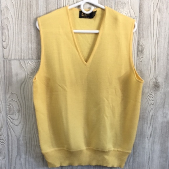 VINTAGE Leroy Knit Sweater Vest V-neck Mens Yellow Large - Picture 1 of 8